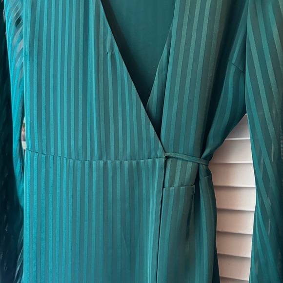 Bardot Deep Green Long Sleeve Dress - Picture 5 of 6